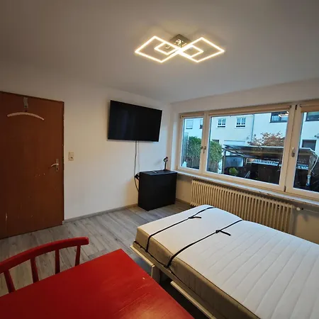 Einzimmerappartment Solln Апартаменты *